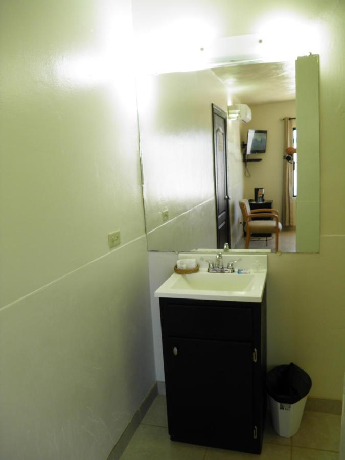 #52 Bungalow Seaside Hotel & Victors Rv Park 圣费利佩 外观 照片